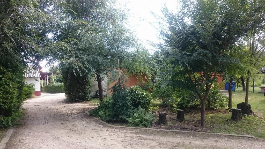 Dobo Tanya Villa Roszke Exterior photo